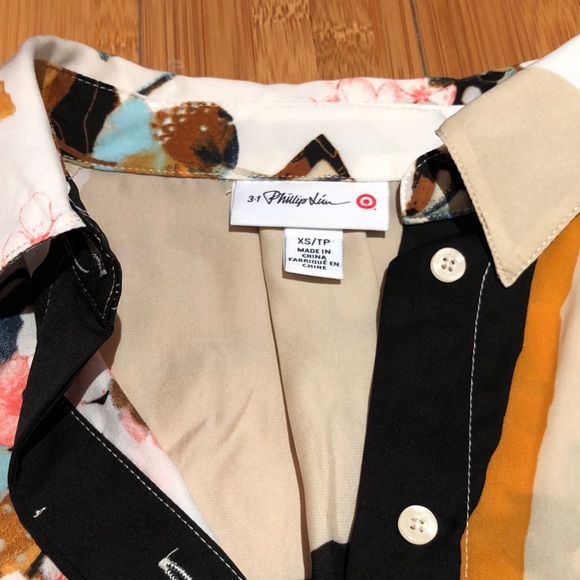 3.1 Phillip Lim x Target button-up blouse - Picture 3 of 5
